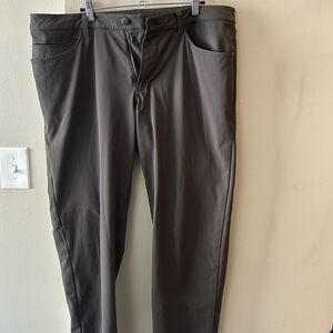 Lululemon Men’s Pant - ABC Classic-Fit 36W